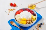 フルーツミックスグリークヨーグルト(アサイーボウル専門店 Bowls 大須店)