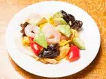 海老と玉子とアボカド炒め（福餃子）
