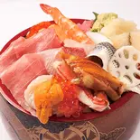 寿司屋が作る極上海鮮チラシ寿司(THE 三友 KITCHEN)