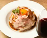 群馬県産 山峰豚のローストポーク丼 Mサイズ(肉酒場ブラチョーラ 練馬店)