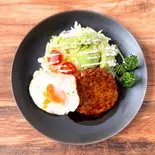 ロコモコ丼（焼きたてサラダチキンラップ）