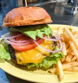 アボカドチーズバーガー(ストーブス)