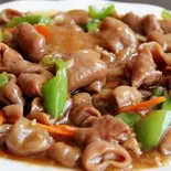 豚ホルモンの醤油炒め(溜肥肠)（向陽手打ちラーメン）