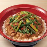 ニンニクの芽牛カルビ焼肉丼 Grilled Beef Galbi Rice Bowl w/ Chili Garlic Sprout(すき家 福岡舞鶴店)