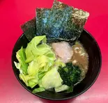 キャベツらーめん（横浜家系ラーメン 武虎家 暁 仙川店）