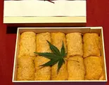 和牛有馬煮のひと口稲荷寿司 10 個（博多なだ万）