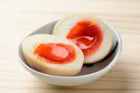 黄身が濃い～濃厚味玉（おダシと銀しゃり 中華そば二兎）