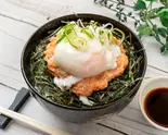 俺の半玉さけとろ丼（【産地直送‼️】俺の新鮮ネギトロ丼 北大前店）