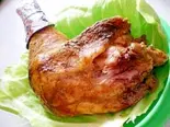 骨付きモモ肉(約250グラム～300グラム)（中津からあげ 総本家もり山 吹田店）