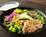 チキンシーザーサラダ（トリカモメ ～鶏と鴨と麺～）