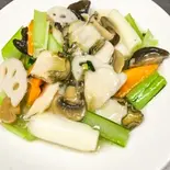 アワビと多種野菜塩味炒め（点心楼 台北）