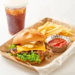 チーズチキンバーガーセット（ペリペリチキン＆チキンバーガー ファイヤーチキン 菊川店 Fire Chicken）