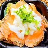 炙りトロサーモン縁側丼(ドン丼丸)