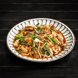 ホルモンうどん Offal Udon（お好み焼きつよっさん）