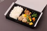 焼き豚弁当（南新宿 和牛焼肉 慶）