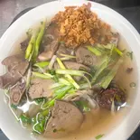 ミックス内蔵の麺（愛達霖清川店(Aidalin kiyokawa Restaurant)）
