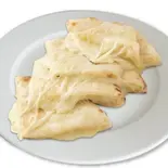 チーズナン Cheese Naan（アジアンレストランサラティー）