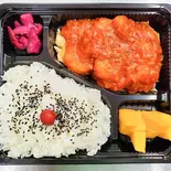 海老チリソース弁当（居酒屋Rapu Rapu）