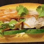豚バラ香辛料焼きバインミー Char Siu Pork Banh Mi（PHO HA NOI）