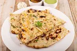 ごまハニーナン Sesame honey Naan（DIYA Restaurant ＆ Bar）