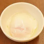 ロコモコ風に温玉（魅惑のハンバーグ丼 仙台店 miwakunohanba-gudonsendaiten）