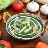 パラクマッシュルームカレー Palak Mushroom curry（ヒマールキッチン イオン新吉田店）