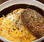炙りチーズデミオムライス＆特製ハンバーグ（とろとろオムライスのオムタマ亭 福岡早良店）