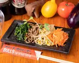 ナムル盛り Assorted Namul(黒毛和牛炭火焼肉BULLS)