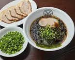 黒博多チャーシューメン Black Hakata Roast Pork Fillet Ramen（博多ラーメン長浜や 中村橋店）