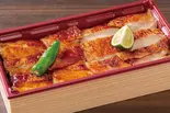 鶏鬨の相盛り重（鶏鬨 本店）