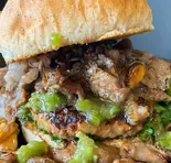 Beef Wasabi Burger 牛肉わさびバーガー（BigBunsBurger(茶飯屋 イブリット)）