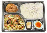 豚肉と野菜炒め弁当（中华料理 美中味）