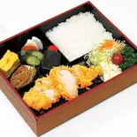 チキンかつ弁当（とんかつ屋 双葉葛西）