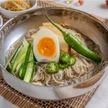 青唐冷麺 korean cold noodles with green chili（韓国冷麺専門店良家）