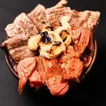 マグロとサーモンのマヨネーズ炙り丼 Seared Tuna and Salmon with Mayonnaise（海鮮炙り丼 炉端の山ちゃん 亀有店）