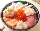 Don Don 魚丼(シャリ中盛無料)(163)（魚丼 中村橋駅北口店）