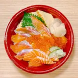 サーモンといくらの親子丼（鮮魚 きかん坊 大丸商店）
