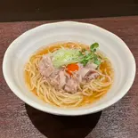 もち豚醤油ラーメン(麺屋やま 本町店)