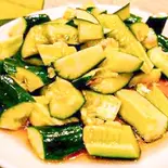 涼拌黄瓜 (キュウリ和え )（中国料理 壺家大排档）