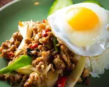 R2ガッパオライス/Gapao Rice/กะเพราไก่（タイ・アヨタヤ 立川本店）
