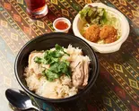 S11カオマンガイ＆エビのすり身揚げ/Khao Man Gai(Chicken Rice) ＆ Deep-fried Shrimp Cake（タイ・アヨタヤ 立川本店）