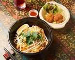 S8パッタイ＆エビのすり身揚げ（タイ・アヨタヤ 立川本店）