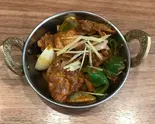 チキンドーピアザ(Chicken Do Piaza)（INDIAN HALAL RESTAURANT NEW MAHARAJA）