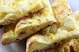 ガーリックナン Garlic nan（AAMA GHAR）
