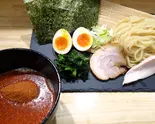 特製辛辛魚介豚骨つけ麺(豚叉焼1枚、鶏叉焼1枚、和だし味玉、焼海苔3枚、ほうれん草、薬味葱、粉唐辛子)(つけ麺 大かわ 野毛店)