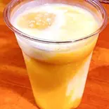 マンゴーラッシー/Mango Lassi（ラフィングブッタ ネパール・インドレストラン）