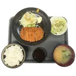 トンカツ定食(居酒屋福盛)