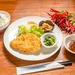 トンカツ定食(カフェ&ダイニング 樹っ子亭)