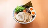 【赤・全部のせ】 博多豚骨らーめん/Hakata Tonkotsu Ramen (Red Spicy Deluxe/（博多ラーメン 一心堂）