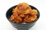 【ごはん大盛り無料】唐揚げM(4コ)丼（情熱食堂 川口青木店）